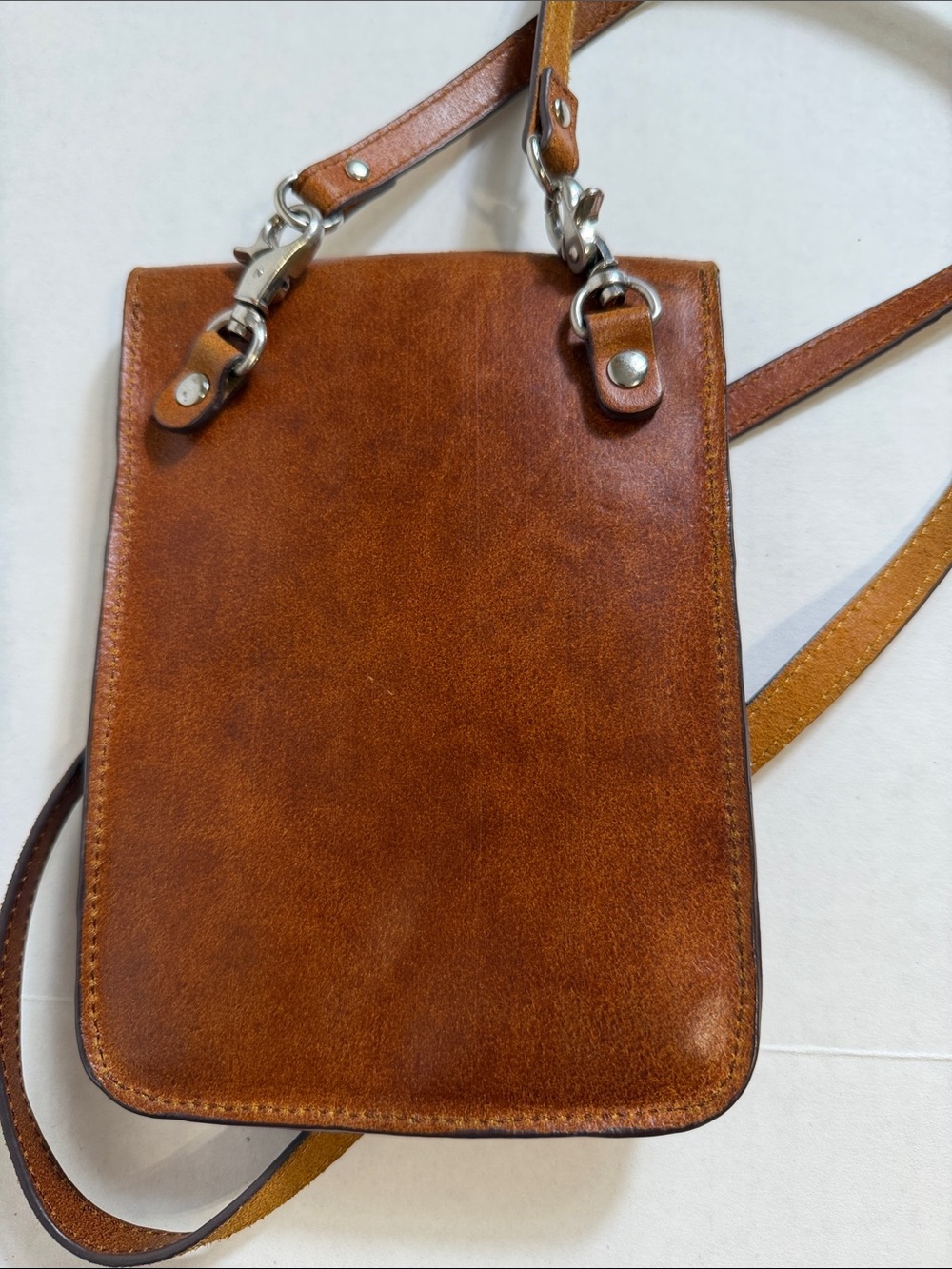 Most Wanted USA Western-style brown genuine handmade leather crossbody bag. - Picture 5 of 8